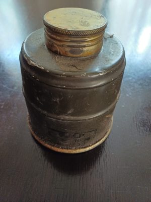 Filtru pentru mască românească contra gazelor model M35, interbelică, fabricant FMP, an de fabricație 1939