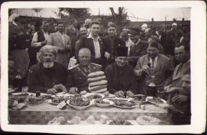 Hodjimus, Transnistria, zona Tighina, 1939, la masa comună elita satului
