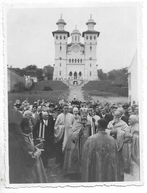 Episcopul greco-catolic Valeriu Traian Frențiu la biserica greco-catolică Adormirea Maicii Domnului din Zalău