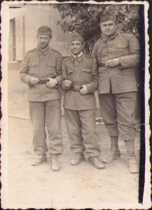 Învățătorii Petran din Neamț și Blănaru din Bacău în armată, 1940