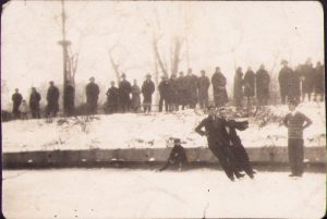 Patinatori în Parcul Cișmigiu, 1928