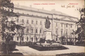 Debreczen Collegium a Bocskay szoborral, carte poștală, circulată Gherla