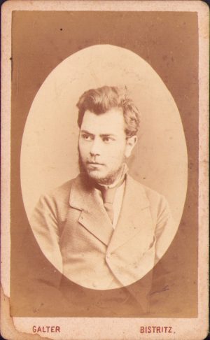 Portret de bărbat, studio Oskar Galter, Bistrița
