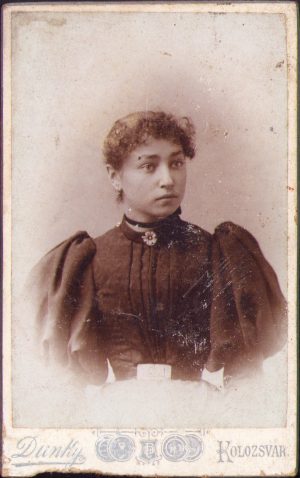 Portret de femeie, studio Dunky fivérek, Cluj