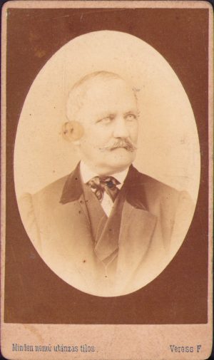 Medicul armean Mály István din Gherla, studio Veress Ferencz, Cluj