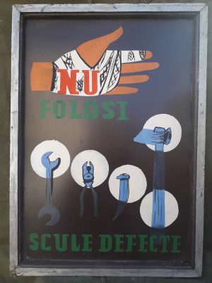 Tablă vopsită protecția muncii, România comunistă