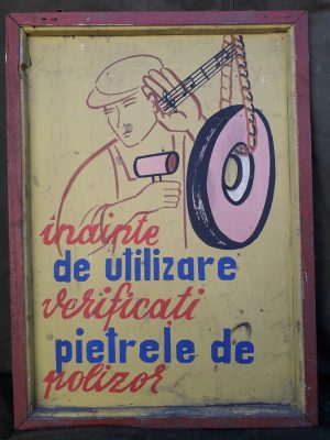 Tablă vopsită protecția muncii, România comunistă