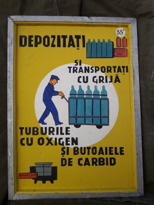 Tablă vopsită protecția muncii, România comunistă