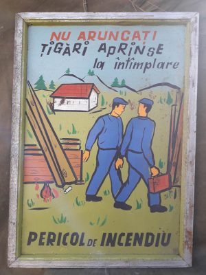 Tablă vopsită protecția muncii, România comunistă