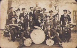 Orchestra șvabilor din Freidorf, azi cartier al orașului Timișoara, 1935