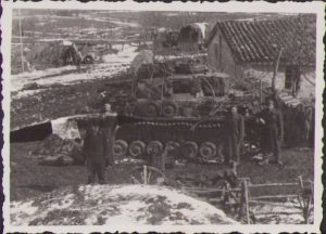 Panzer IV la Karasubar, Crimeea, 1941-1942, fotografie realizată de un ofițer român