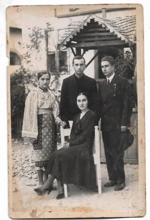 Fotografie studio Munteanu, Câmpulung Muscel, 1931