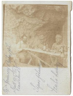 Doctorul Ferenczy Béla, locotenent-major, mort pe front în anul 1915, locotenent-major Sipos și locotenent Szabó din armata austro-ungară