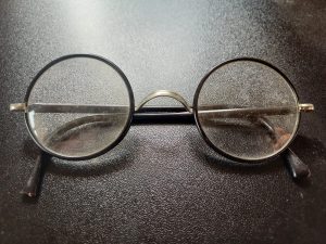 Ochelari rotunzi, cca anii 1960