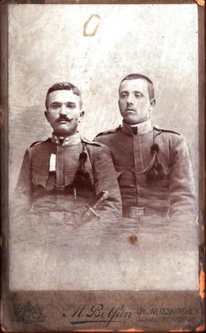 Militari austro-ungari, studio Botfan, Ungarisch Weisskirche/Biserica Albă, Banatul sârbesc