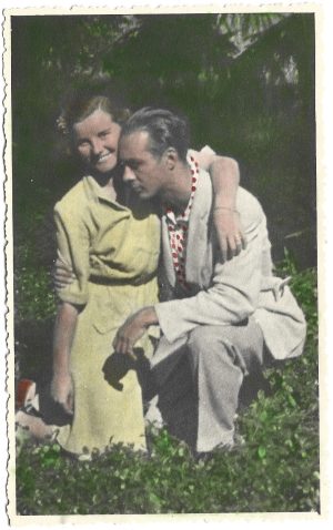 Fotografie colorizată din perioada regalității, studio Bilinski, București