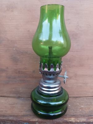 Mică lampă, completă, funcțională