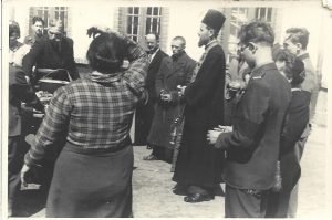 Ofițer român și preot, perioada regalității