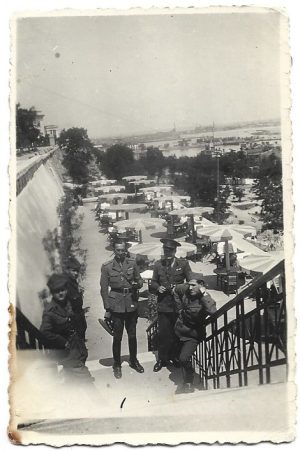 Ofițer român decorat cu Crucea de Fier germană, Al Doilea Război Mondial