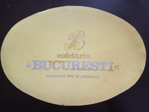 Cutie mare Cofetăria București, bomboane fine de ciocolată, perioada comunistă