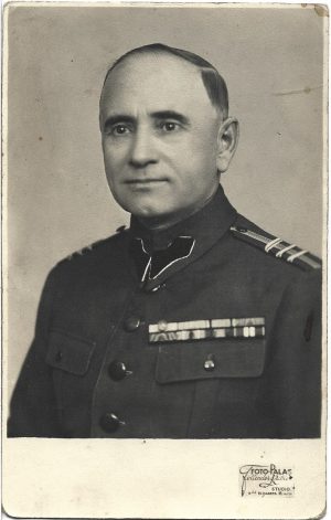 Colonel de intendență C Anastasiu, 1939, studio Foto Palas, București