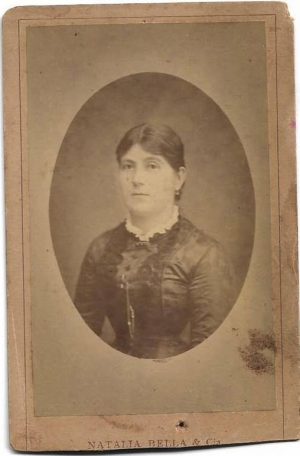 Portret de femeie, studio Natalia Bella, Brăila
