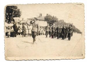 Defilarea premilitarilor, Mizil, 1942