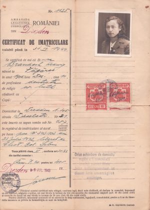 Certificat de înmatriculare pentru supus român eliberat de Consulatul României din Dresda, 1943, cu timbre consulare