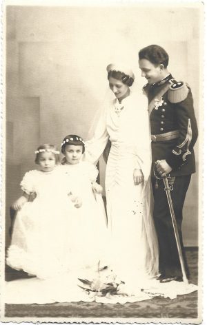 Locotenent român cu sabie, studio Fischer, Sibiu