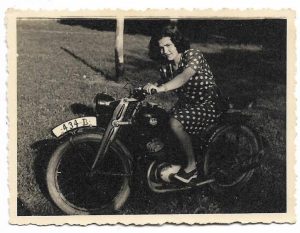 Motocicletă cu număr de înmatriculare românesc, 1943