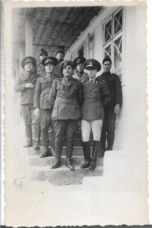 Ofițeri români, Basarabia, 1944