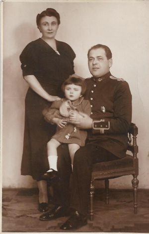 Ofițer cu insignă de 7 ani a Regimentului 21 Ialomița IV