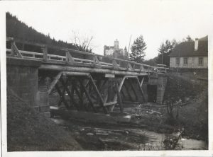 Pod peste Valea Porții și Castelul Bran, 1930