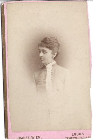 Elena Dobrin, născută Rădulescu, studio Julius Krausz, Lugoj