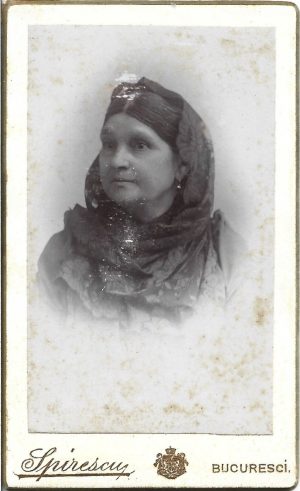 Portret de femeie, studio Spirescu, București