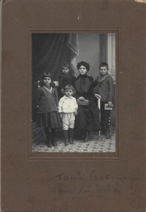 Fotografie studio Olteanu, Câmpina, 1914
