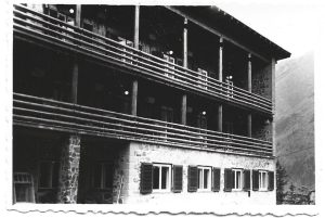 Cabana Negoiul, 1963