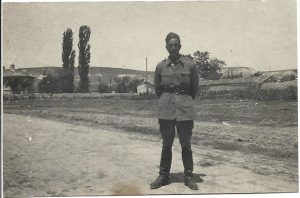 Ofițer român de cavalerie la Bakhchysarai, Crimeea, 1942