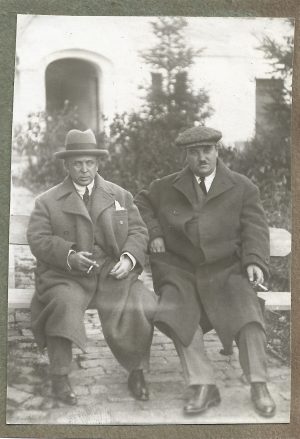 Octavian Goga și Sergiu Niță la Mănăstirea Curchi, Basarabia, 1926