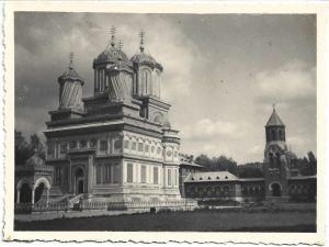 Mănăstirea Curtea de Argeș, perioada interbelică