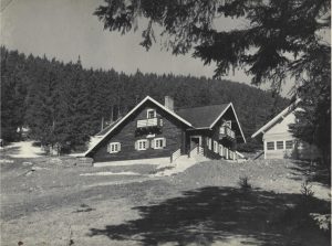 Cabana Poiana Izvoarelor, Munții Bucegi, anii 1940