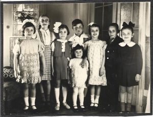 Copii, România, perioada interbelică