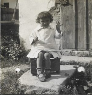 Fetiță, România, 1930