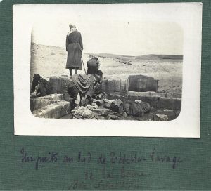 Fountain and natives south of Tébessa, Algeria, ca 1918-1924