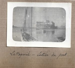 Lattaquié, entreé du port, ca 1920
