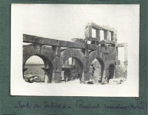 Sud de Tébessa, Algeria, ruines romains, 2 photos, ca 1918-1924