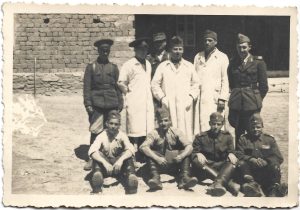 Militari români la Berezina, județul Cetatea Albă, Basarabia, 1940