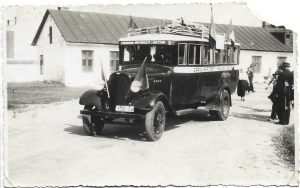 Autobuz cu număr de înmatriculare de Craiova care efectua cursa Craiova-București și retur, perioada interbelică, studio Krauss, Craiova