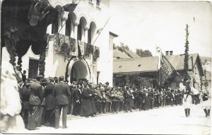 Regele Carol al II-lea și autoritățile locale la primăria Oravița, 3 iunie 1933, studio Ludovic Kovács, Oravița