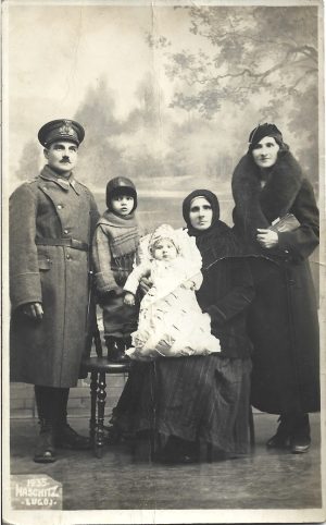 Subofițer din Regimentul 3 Jandarmi, 1935, studio Naschitz, Lugoj